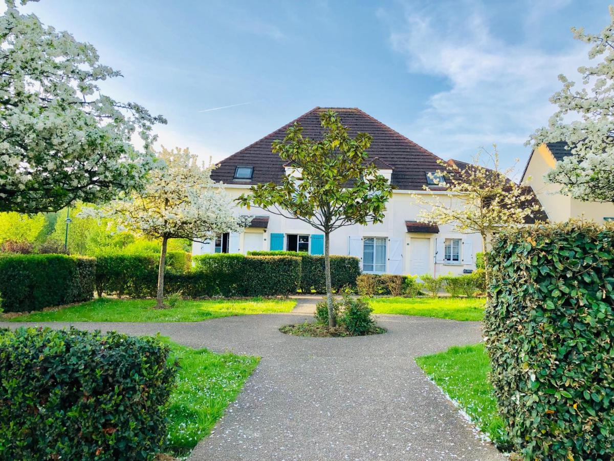 Chambres D'Hotes A Themes A 2,4Km Du Parc Magny-le-Hongre Εξωτερικό φωτογραφία